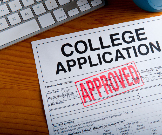 Preparing for College Application Season: Tips for Neurodivergent Students