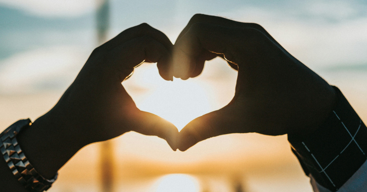 Keeping It Real: Embracing Authenticity Over Valentine's Day Illusions