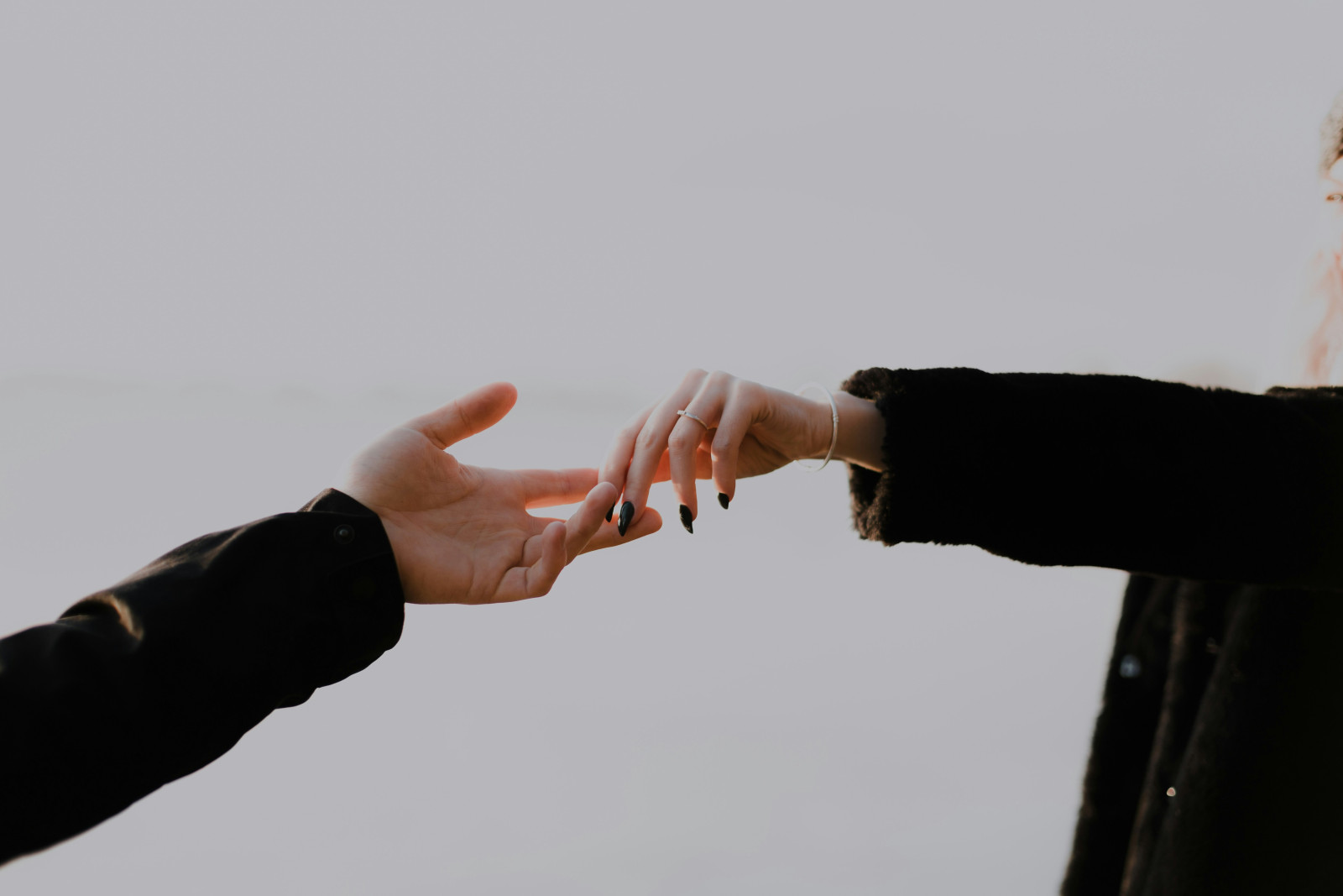 Soul Connections: How to Identify Spiritual Relationships in Your Life