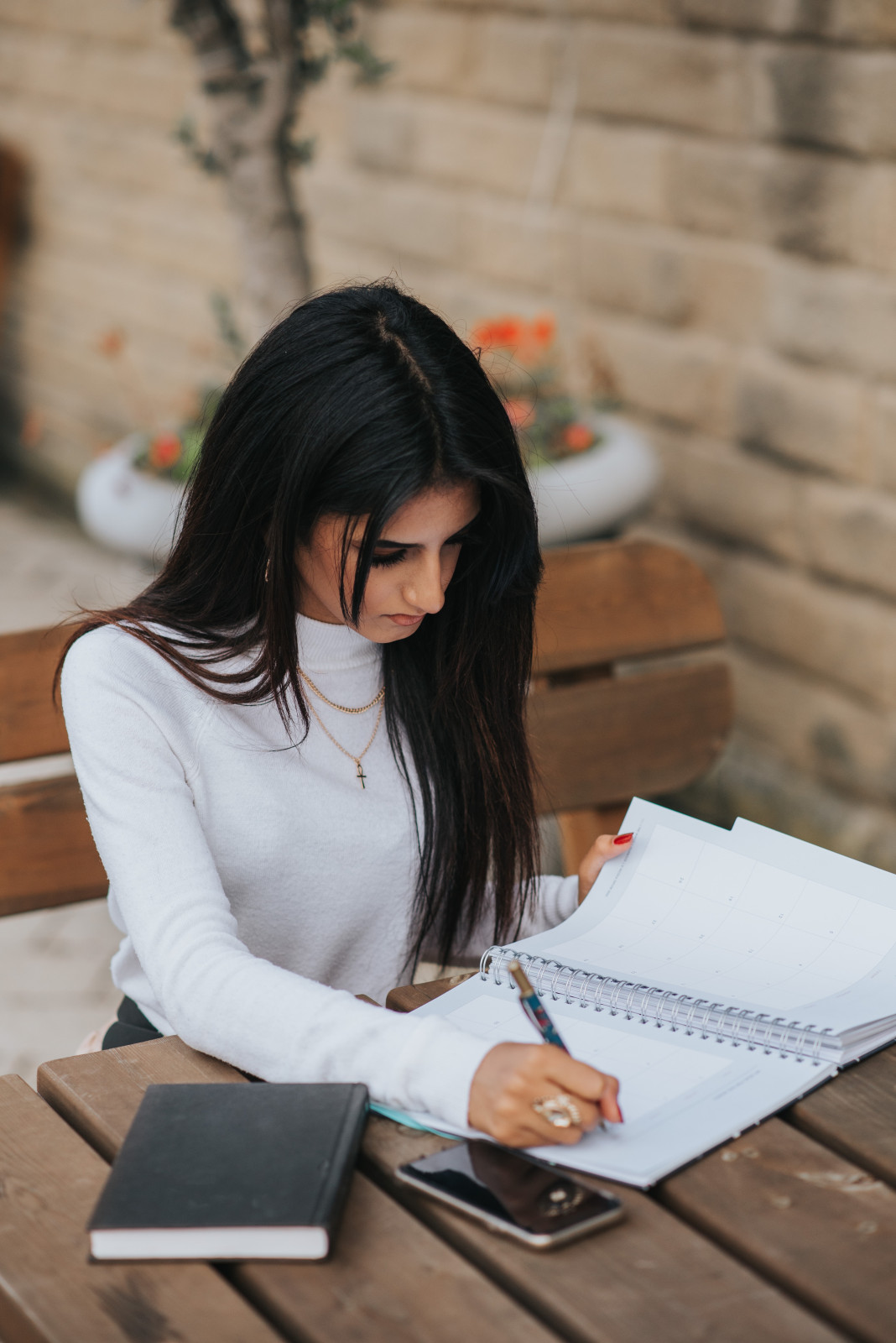 Overcoming BDM Challenges in Staffing: A Detailed Look