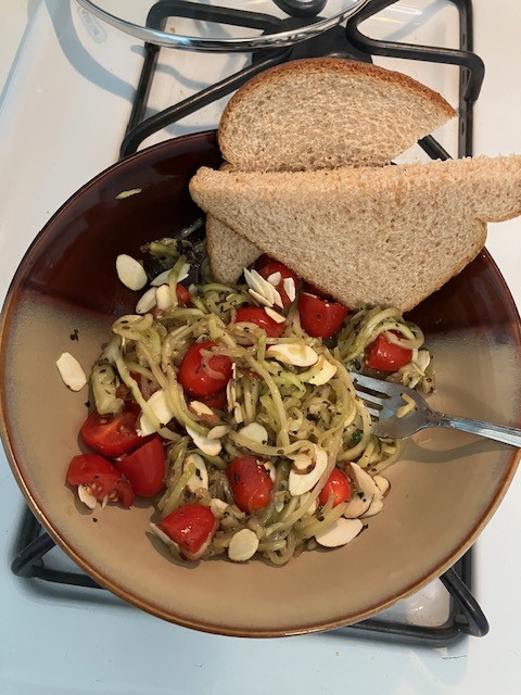 10 min Zoodle Bowl Lunch