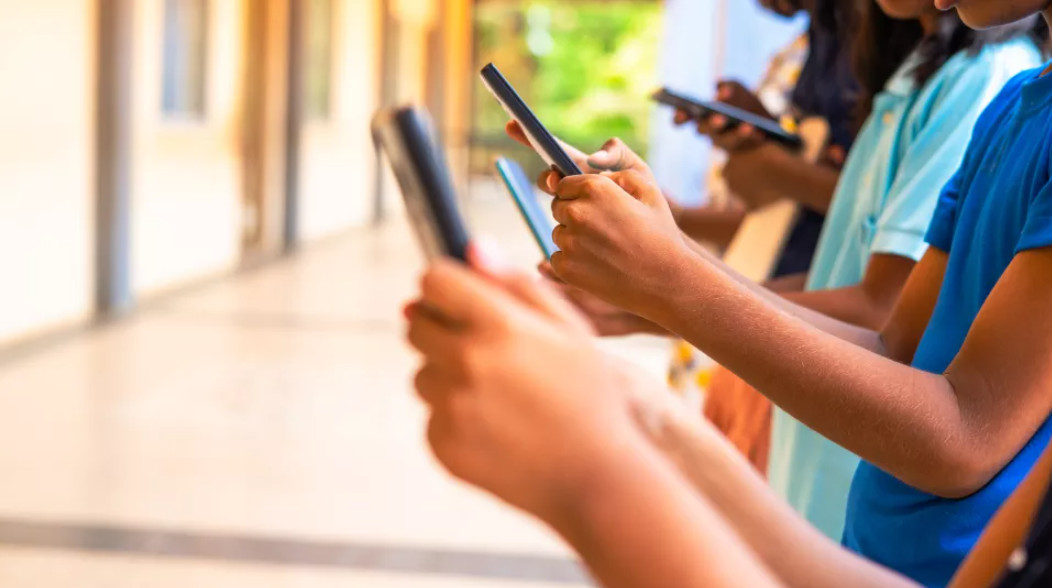 How to approach the BIG question: When to get your kid a smart phone